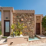 Acquamarina Nyaraló Villasimius