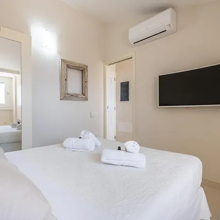 Acquamarina Feriehus *